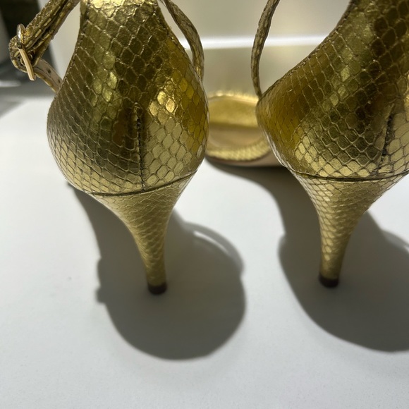 LILLY PULITZER GOLD SANDALS SIZE 7 - Picture 4 of 4